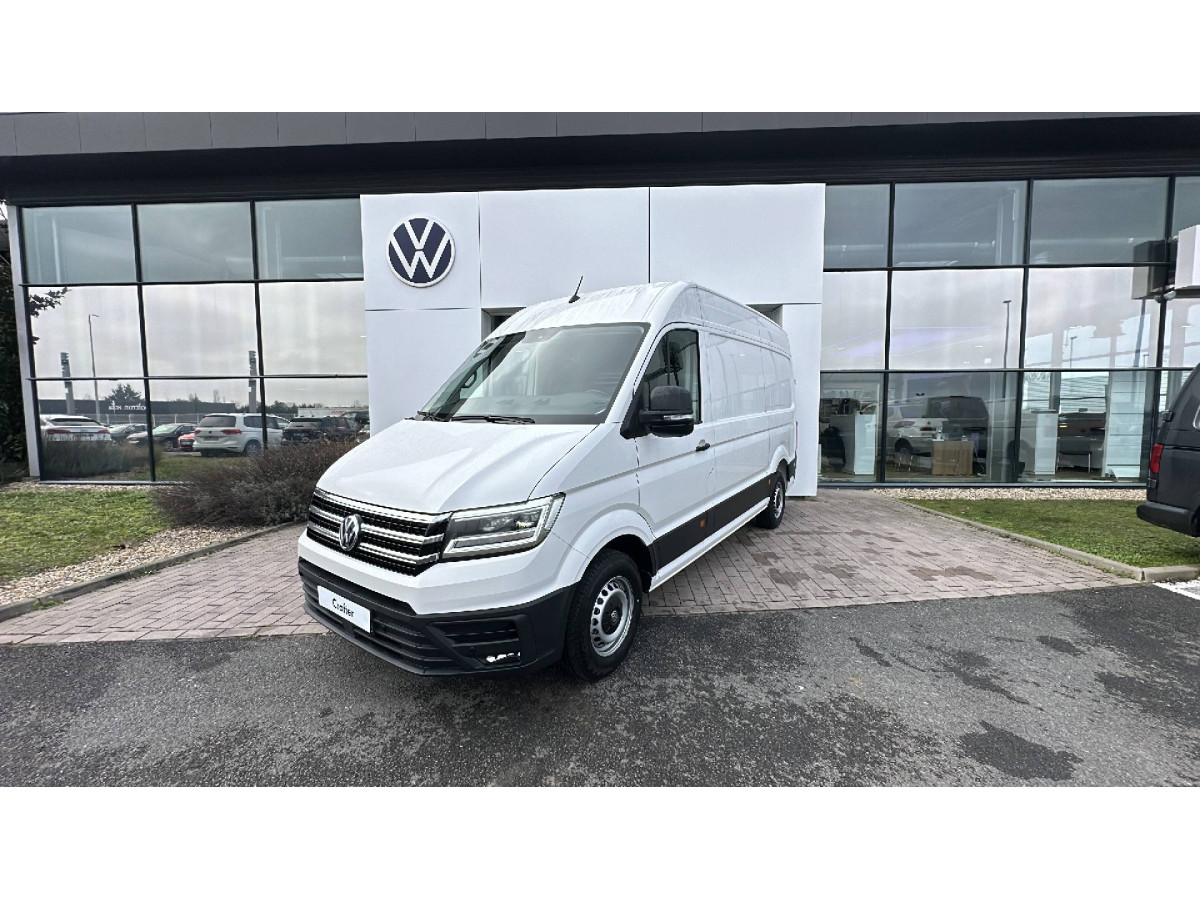 VOLKSWAGEN UTILITAIRES CRAFTER VAN